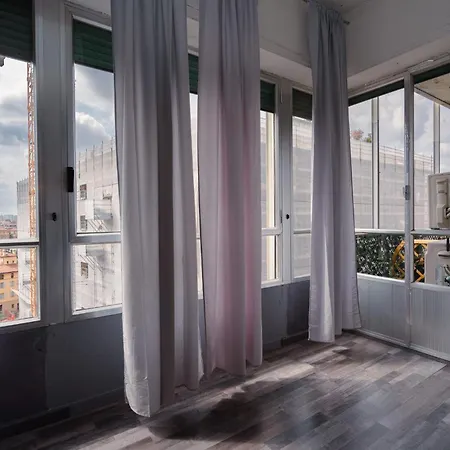 Guest house Galleria Del Reno 2*