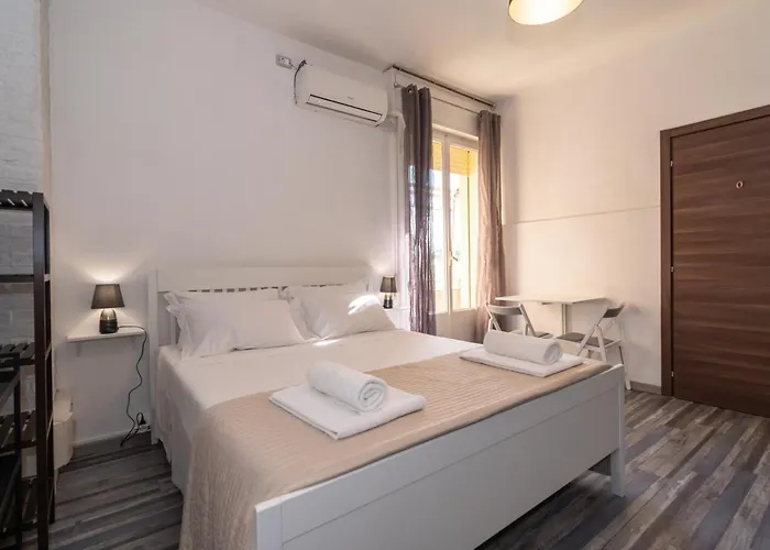 Galleria Del Reno Guest house 2*