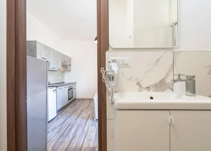 Galleria Del Reno Guest house