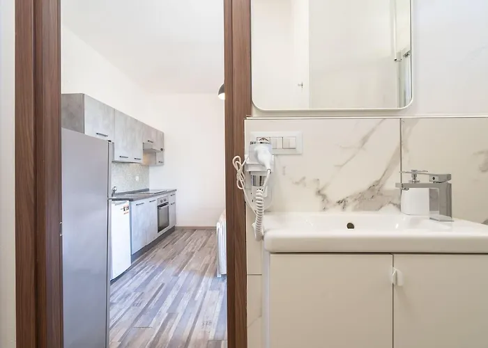 Guest house Galleria Del Reno 2*