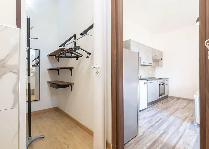 ガッレリア デル レーノ 2*