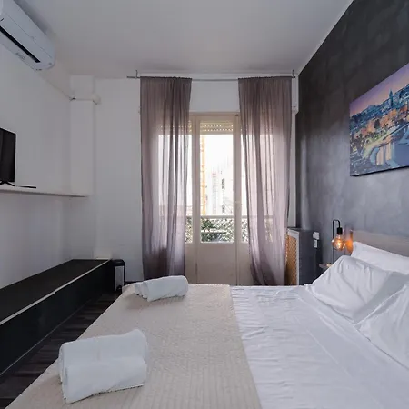 德尔里诺广场酒店 2* 博洛尼亚